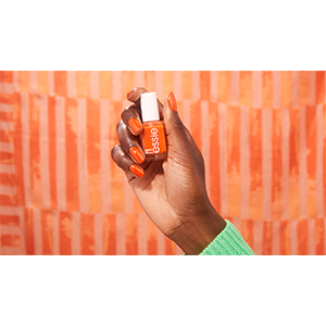 Free Essie Nail Polish Set